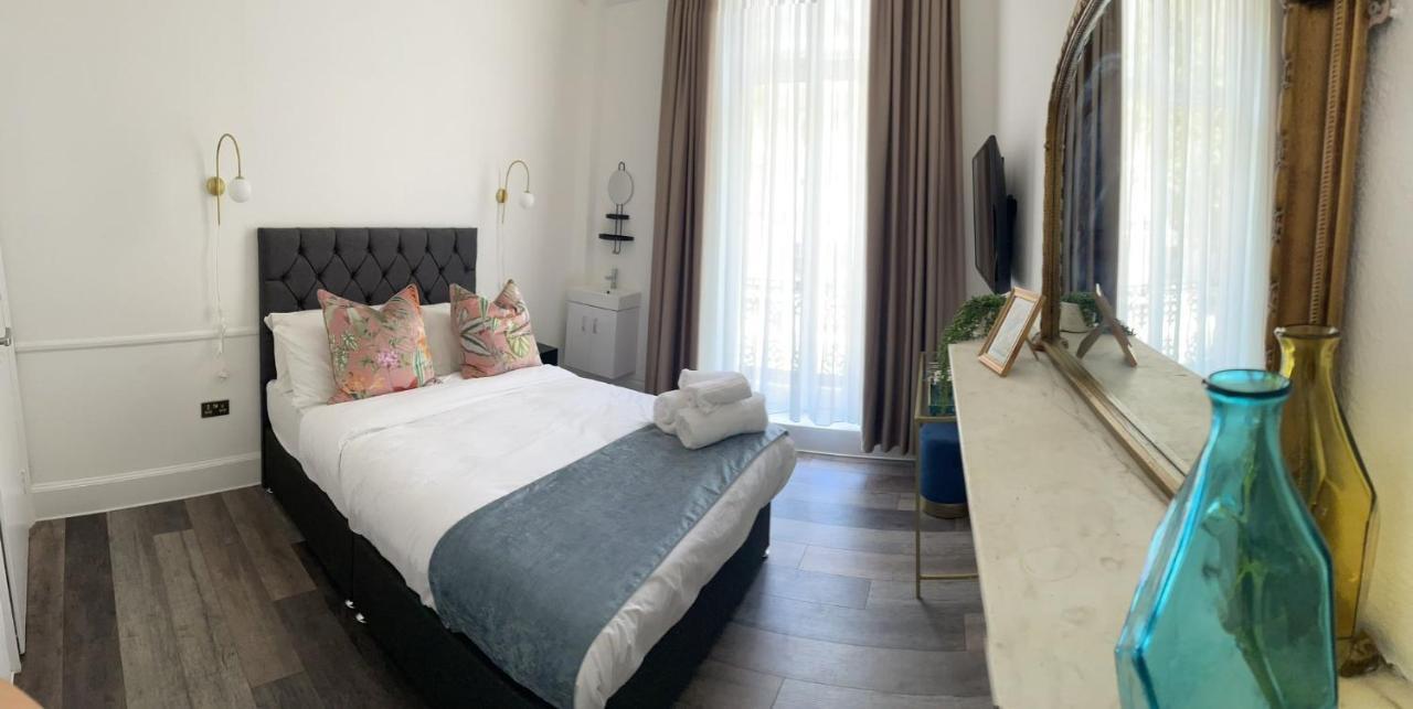 Dean Court Hotel Лондон Экстерьер фото