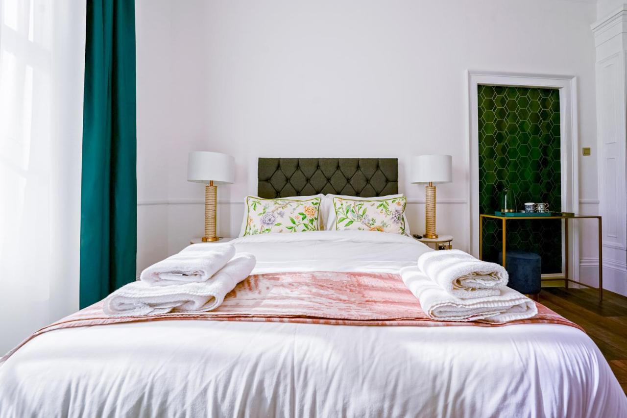 Dean Court Hotel Лондон Экстерьер фото